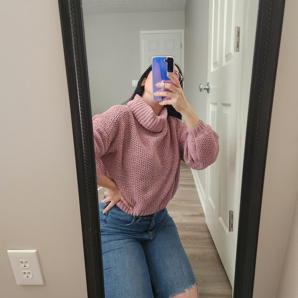 Urban Outfitters Pink Knit Turtleneck Sweater‎ Size Small
